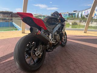 Aprilia RSV 4 Factory 2009 FACTORY-thumb-13