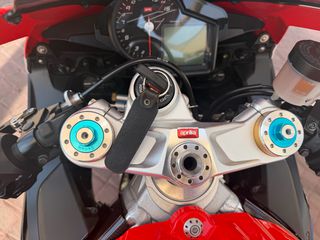 Aprilia RSV 4 Factory 2009 FACTORY-thumb-32