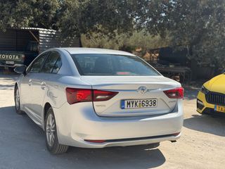 Toyota Avensis 2016 1.600-thumb-5