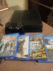 Play station 4 me ena moxlo k 4 paixnida..