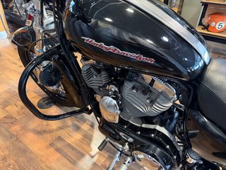 Harley Davidson XL 1200 Sportster Custom 2006-thumb-17