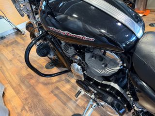 Harley Davidson XL 1200 Sportster Custom 2006-thumb-18