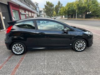 Ford Fiesta 2015-thumb-4