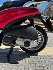 Piaggio Beverly 300 2011 Ελληνικης Αντιπροσωπειας-thumb-3