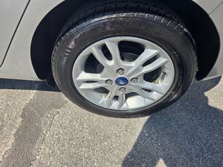 Ford Fiesta 2018 1.5 TDCI-thumb-13