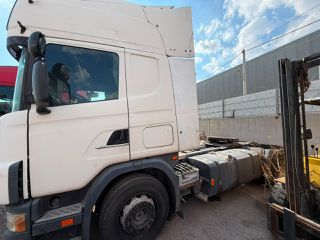 Scania 2004 164L-thumb-3
