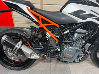 KTM 250 Duke 2019-thumb-9