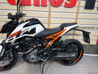 KTM 250 Duke 2019-thumb-13