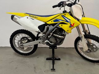 Suzuki RM-Z 250 2005-thumb-14