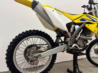 Suzuki RM-Z 250 2005-thumb-15