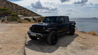 Jeep Gladiator 2022 80th Anniversary Edition-thumb-9