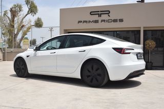 Tesla Model 3 2024 LONG RANGE DUAL MOTOR-thumb-6
