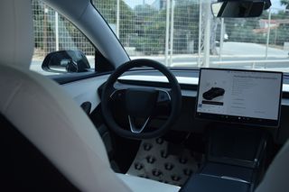 Tesla Model 3 2024 LONG RANGE DUAL MOTOR-thumb-5