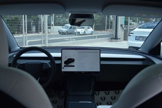 Tesla Model 3 2024 LONG RANGE DUAL MOTOR-thumb-6