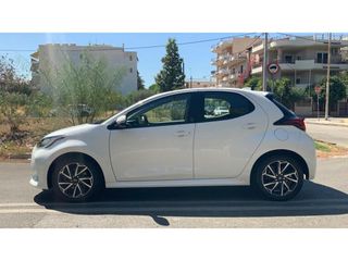 Toyota Yaris 2022 STYLE-thumb-2