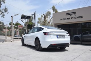 Tesla Model 3 2024 LONG RANGE DUAL MOTOR-thumb-3