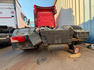 Scania 2011 R440-thumb-8