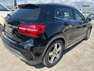 Mercedes-Benz GLA 180 2019 AMG Edition-thumb-4