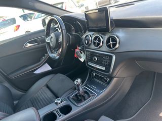 Mercedes-Benz GLA 180 2019 AMG Edition-thumb-8