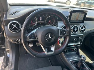 Mercedes-Benz GLA 180 2019 AMG Edition-thumb-12