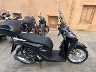 Honda SH 150i 2022-thumb-1