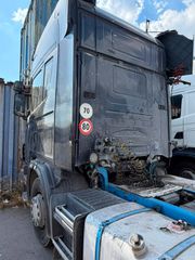 Scania 2004 164L 480-thumb-4