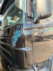 Scania 2004 164L 480-thumb-3