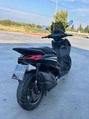 Piaggio Beverly 400 2022-thumb-6