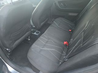 Skoda Fabia 2013-thumb-7