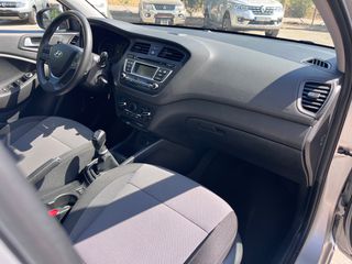 Hyundai i 20 2017-thumb-22