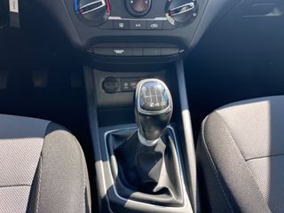 Hyundai i 20 2017-thumb-31