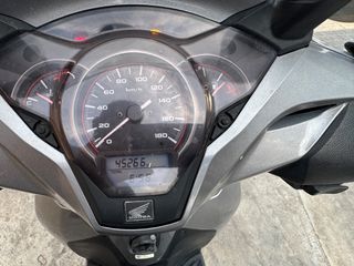 Honda SH 300i 2017-thumb-4