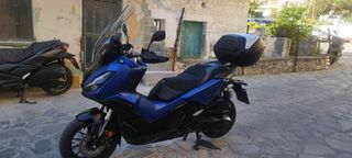 Honda ADV 350 2025 SMART TOP BOX-thumb-16