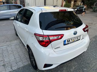 Toyota Yaris 2019 HYBRID AUTOMATIC NAVI CAMERA-thumb-3