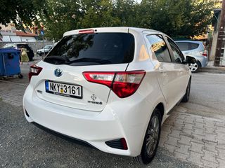 Toyota Yaris 2019 HYBRID AUTOMATIC NAVI CAMERA-thumb-6