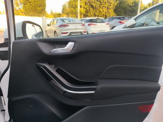 Ford Fiesta 2018 ST LINE-thumb-22