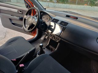 Suzuki Swift 2005 1.3 GLA 92HP-thumb-18