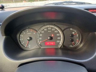 Suzuki Swift 2005 1.3 GLA 92HP-thumb-25