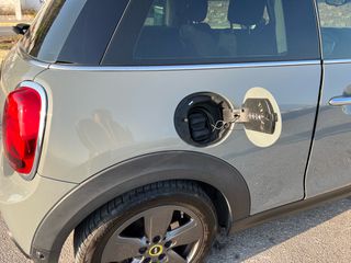 Mini Cooper SE 2021-thumb-10