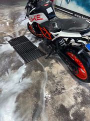 KTM 390 Duke 2018-thumb-5