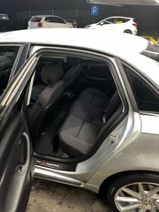 Audi A4 2006 b7-thumb-6