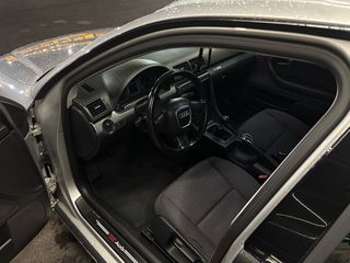 Audi A4 2006 b7-thumb-9