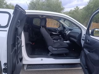 Nissan Navara 2017-thumb-7