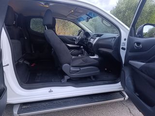 Nissan Navara 2017-thumb-9