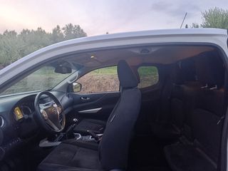 Nissan Navara 2017-thumb-14