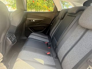 Peugeot 3008 2017 1.2 PURETECH 130 ALLURE GRIP-thumb-18