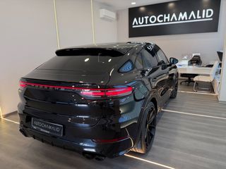 Porsche Cayenne 2022 E-HYBRID COUPE Sport Design• Bose • Carbon Steering • Pano-thumb-24