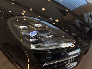 Porsche Cayenne 2022 E-HYBRID COUPE Sport Design• Bose • Carbon Steering • Pano-thumb-6