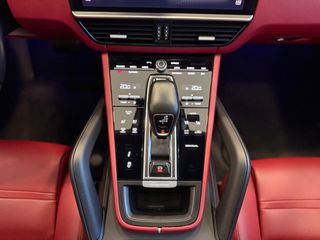 Porsche Cayenne 2022 E-HYBRID COUPE Sport Design• Bose • Carbon Steering • Pano-thumb-36