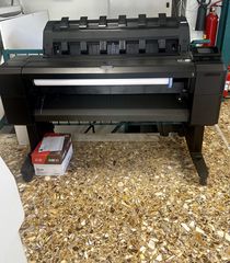 HP DesignJet T930-thumb-1